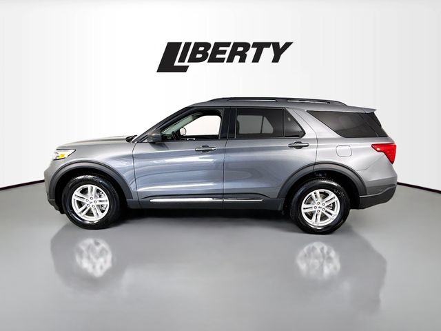 2023 Ford Explorer XLT photo 4