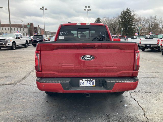 2025 Ford F-150 XLT photo 3