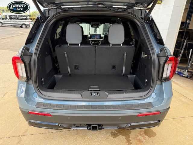 2026 Ford Explorer ST-Line - Photo 39