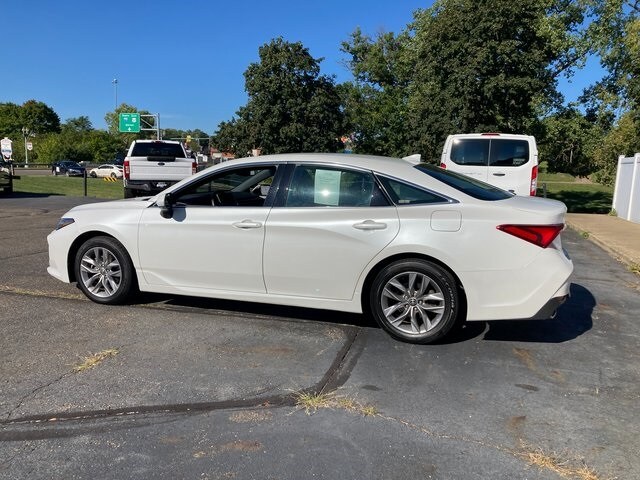 Used 2022 Toyota Avalon XLE with VIN 4T1JZ1FB3NU083816 for sale in Canton, OH