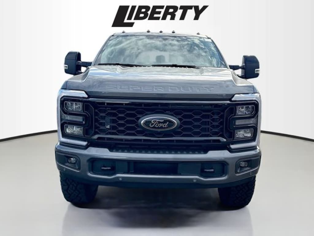 New 2026 Ford F-250SD Lariat Truck