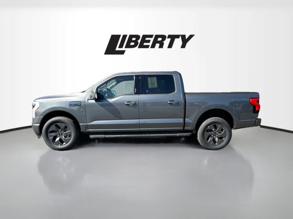 New 2025 Ford F-150 Lightning Lariat Truck