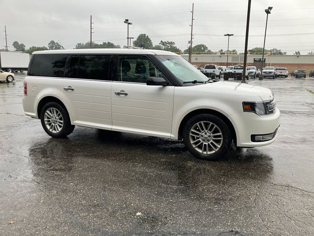 2019 Ford Flex SEL AWD's photo