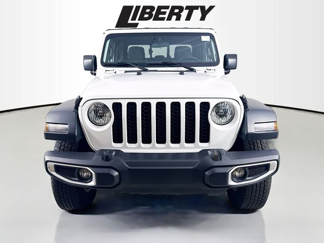 2023 Jeep Gladiator Sport photo 2