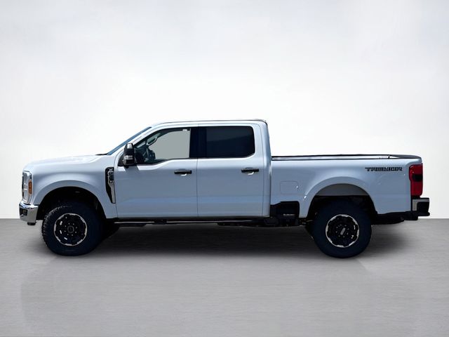 2025 Ford F-350 photo 2