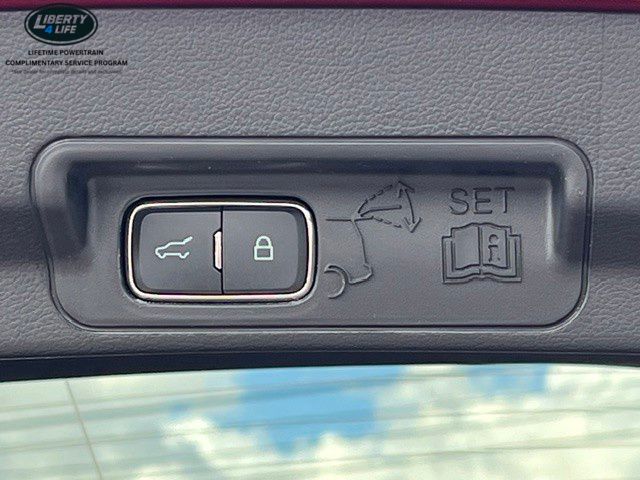 2026 Ford Explorer ST-Line - Photo 40