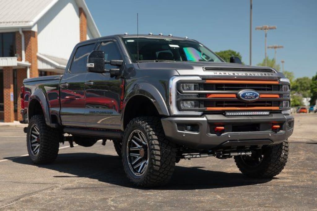 New 2024 Ford F-250SD Lariat Truck