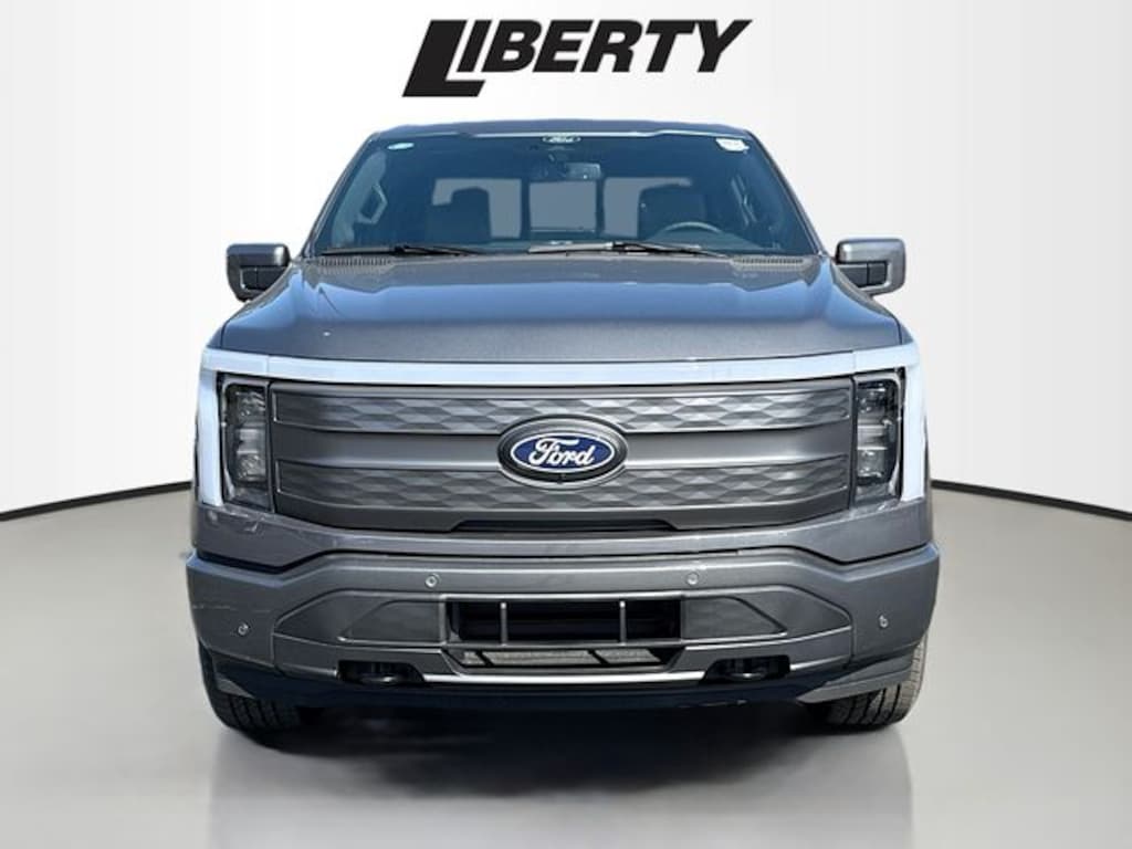 New 2025 Ford F-150 Lightning Lariat Truck