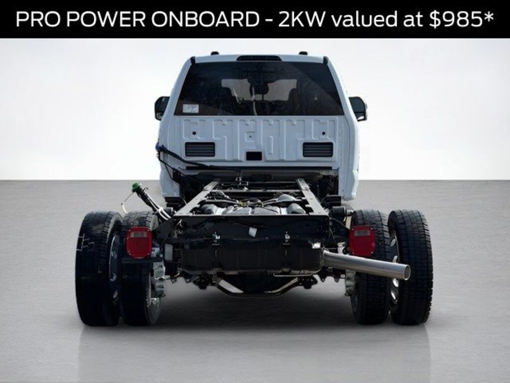 New 2026 Ford F-550SD Lariat Chassis