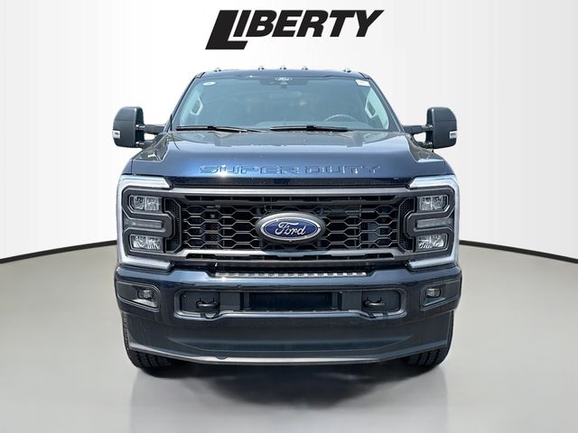 2025 Ford F-350 XL photo 2