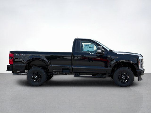 2026 Ford F-350 photo 2