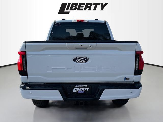 2025 Ford F-150 Lightning Flash - Photo 6