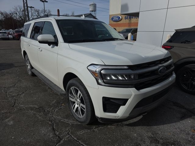 2024 Ford Expedition XLT's photo