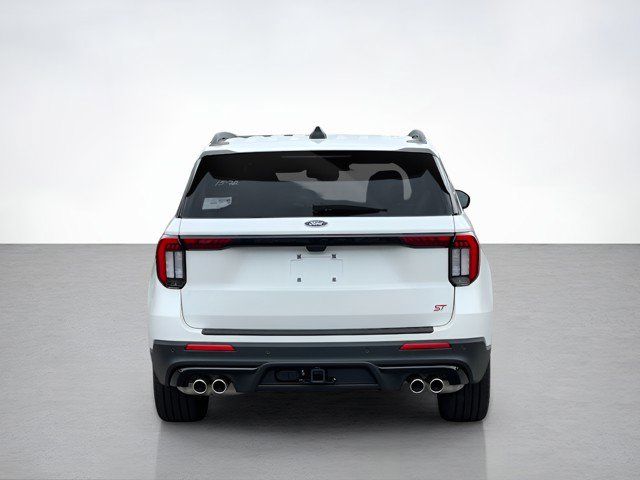 2025 Ford Explorer ST photo 3