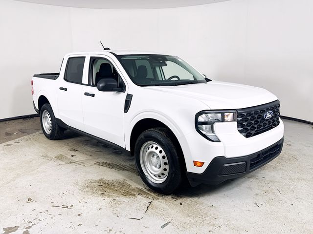 2025 Ford Maverick XL's photo