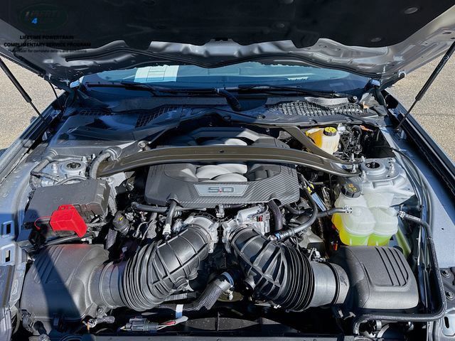 2025 Ford Mustang GT Premium Convertible - Photo 32
