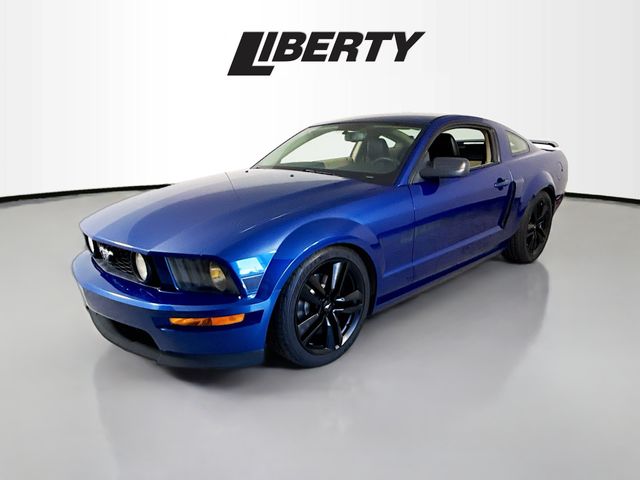 2007 Ford Mustang GT Deluxe photo 3