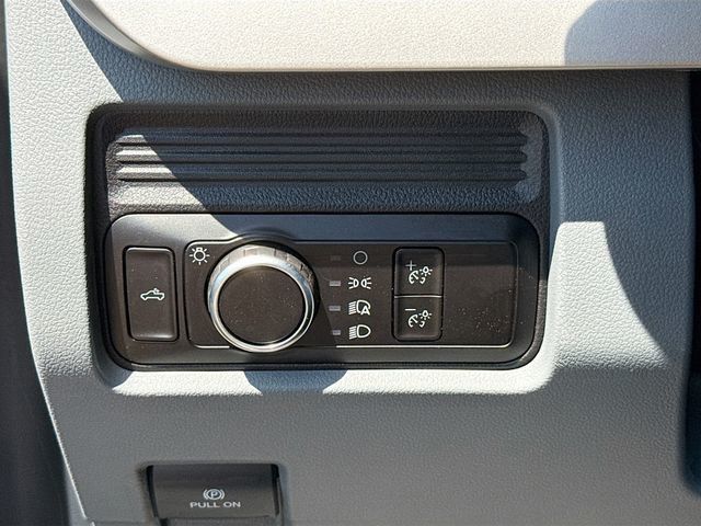 2025 Ford F-250 Super Duty XL - Photo 10