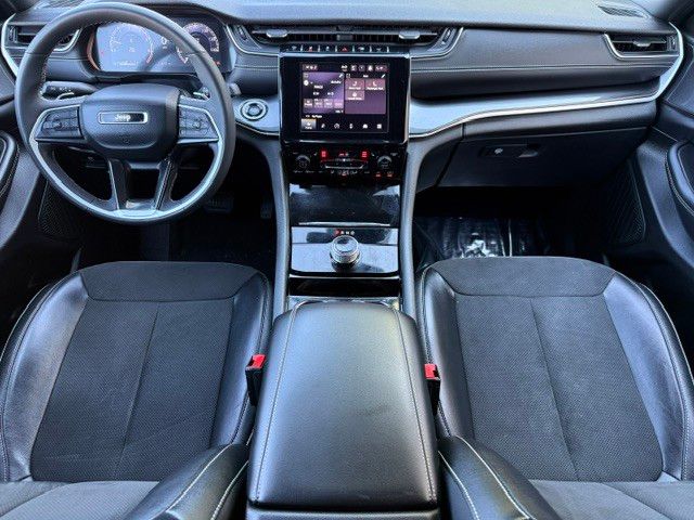 2023 Jeep Grand Cherokee Altitude - Photo 19