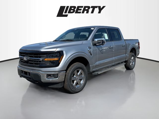 2025 Ford F-150 XLT photo 3