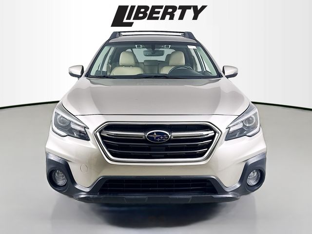 2018 Subaru Outback 2.5i photo 2