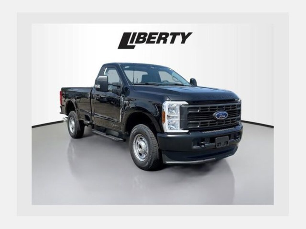 New 2025 Ford F-250SD XLT Truck