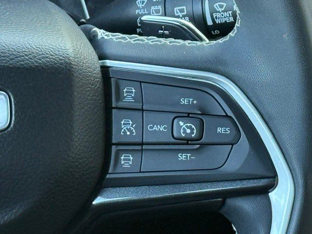 2023 Jeep Grand Cherokee Altitude - Photo 32