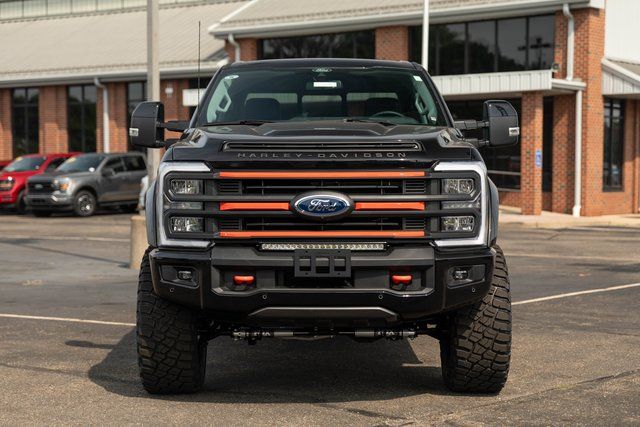 2024 Ford F-250 photo 2