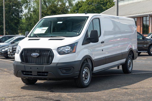 2024 Ford Transit photo 4