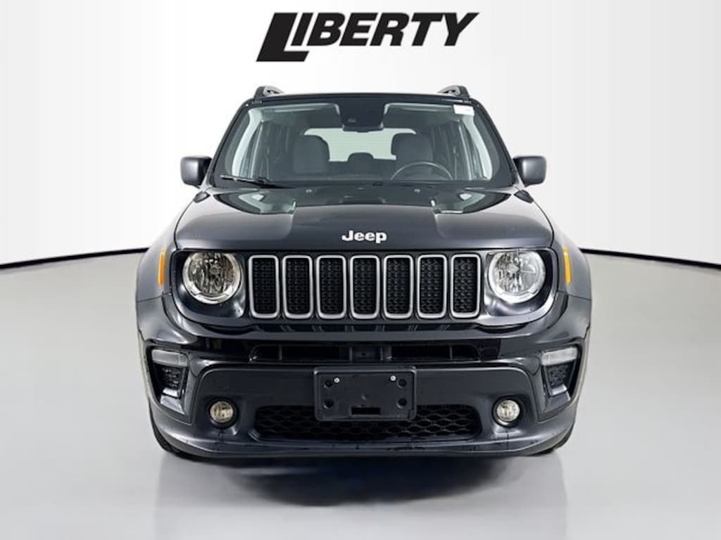 Used 2022 Jeep Renegade Latitude SUV
