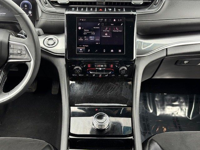 2023 Jeep Grand Cherokee Altitude - Photo 18