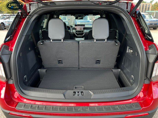 2026 Ford Explorer ST-Line - Photo 39