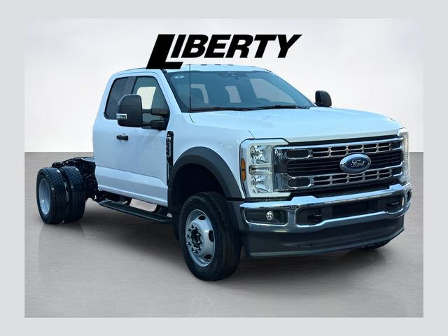 2026 Ford F-550 XL 4x4 SuperCab 168-In DRW's photo
