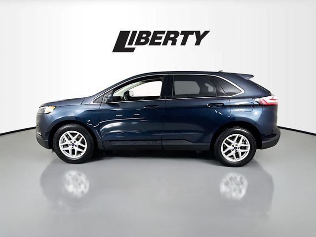 2022 Ford Edge SEL photo 4