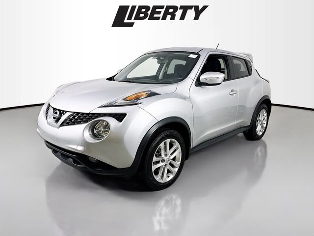 2016 Nissan Juke SV photo 3