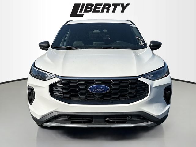 2026 Ford Escape ST-Line photo 2