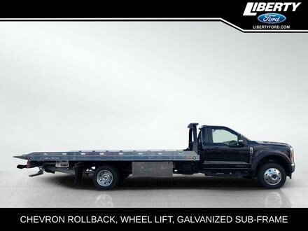 2023 Ford F-550SD XLT Chassis