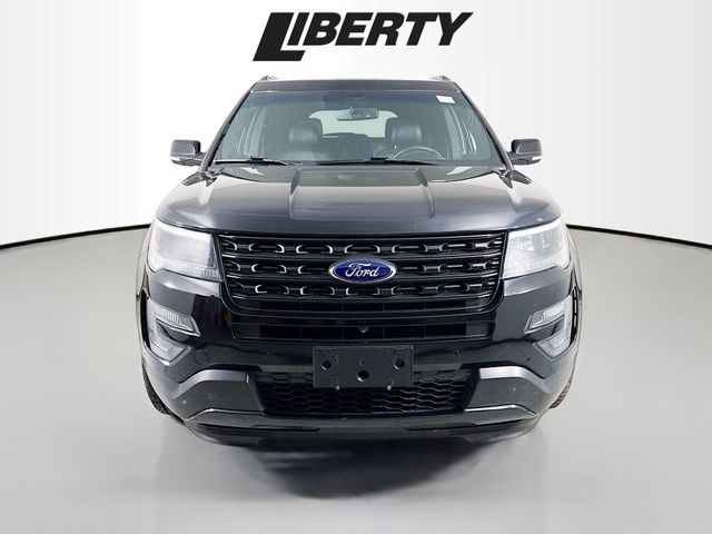 2016 Ford Explorer Sport photo 2