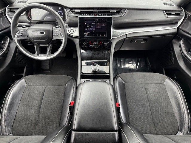 2023 Jeep Grand Cherokee Altitude - Photo 17
