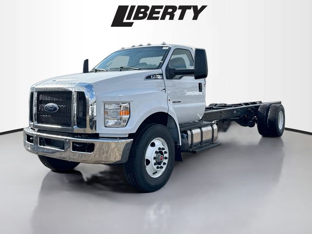 2026 Ford F-750 photo 3
