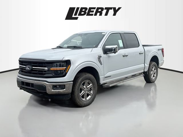 2025 Ford F-150 XLT photo 3