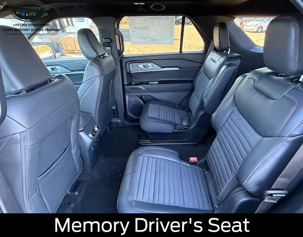 2026 Ford Explorer ST-Line - Photo 15