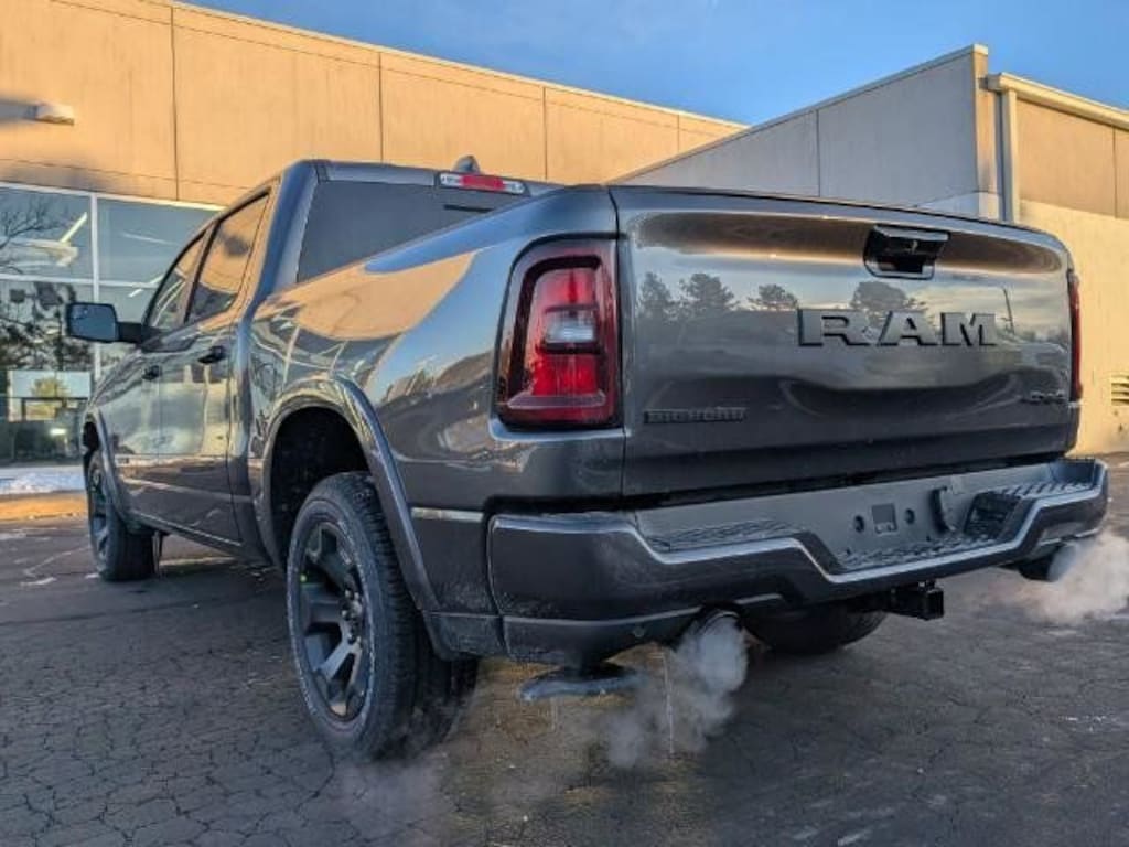 New 2026 Ram 1500 BIG HORN CREW CAB 4X4 5'7 BOX Pickup