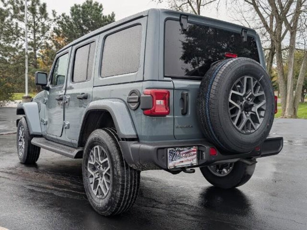 New 2026 Jeep Wrangler 4-DOOR SAHARA Sport Utility