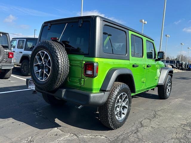 2025 Jeep Wrangler Sport S photo 4