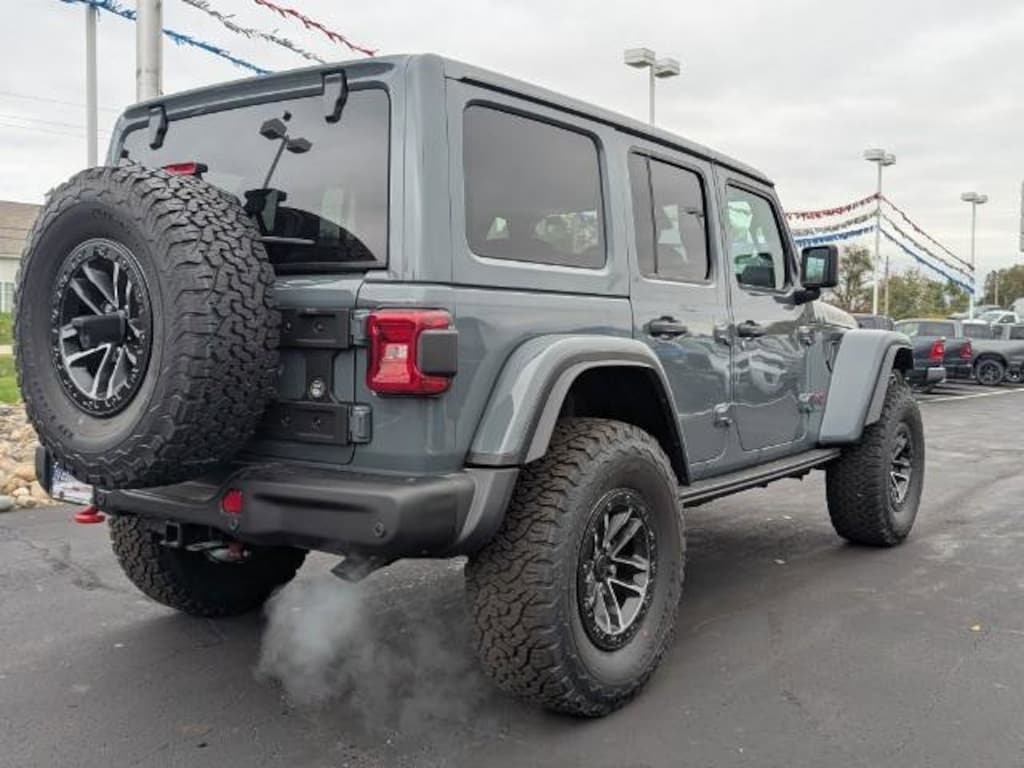New 2026 Jeep Wrangler 4-DOOR RUBICON X Sport Utility