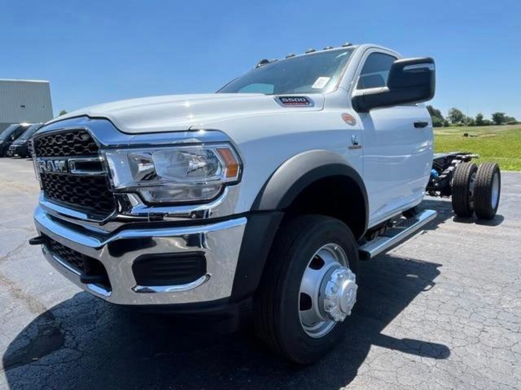 New 2024 Ram 5500 Chassis Cab 5500 TRADESMAN CHASSIS REGULAR CAB 4X4 84' CA Pickup