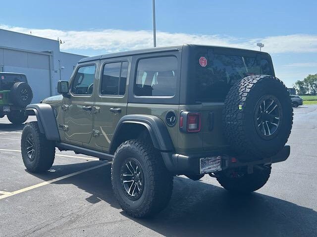 2025 Jeep Wrangler Willys photo 4