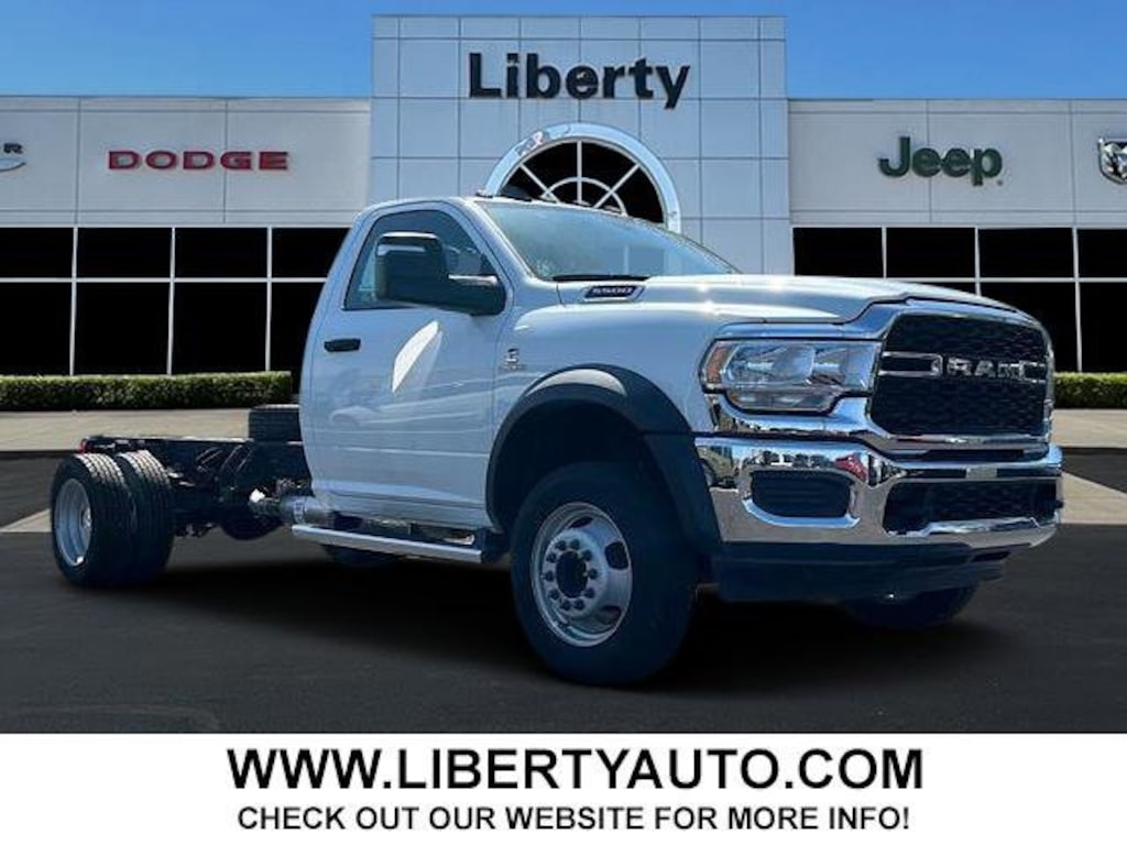New 2024 Ram 5500 Chassis Cab 5500 TRADESMAN CHASSIS REGULAR CAB 4X4 84' CA Pickup