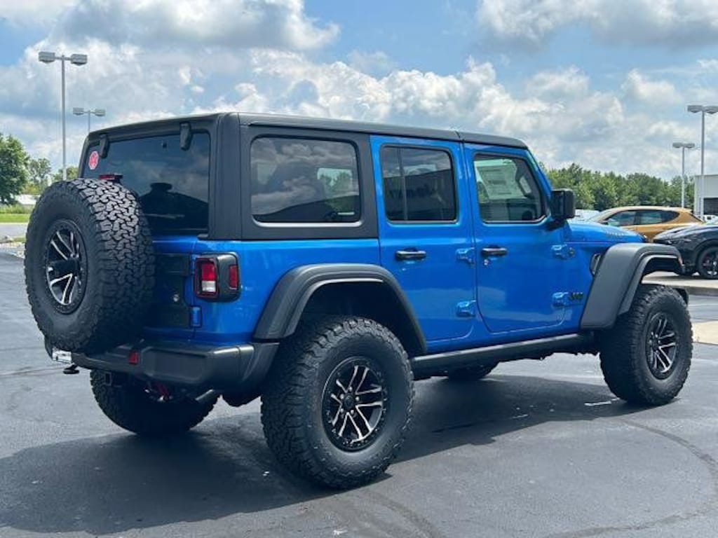 New 2025 Jeep Wrangler 4-DOOR WILLYS Sport Utility